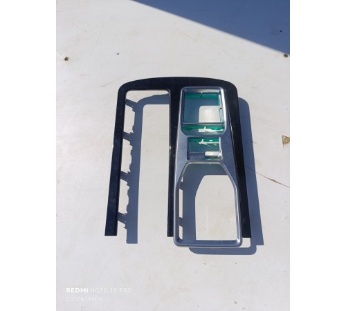 Накладка консоли