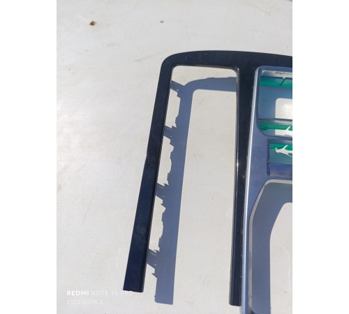 Накладка консоли