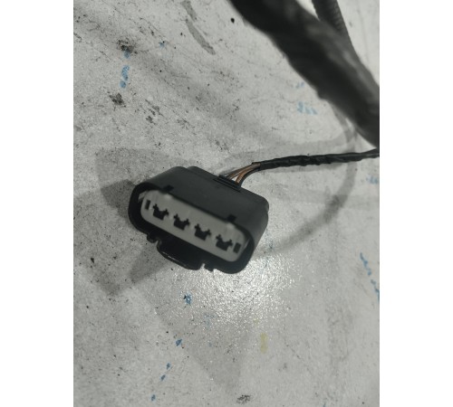 Электропроводка двери задняя левая