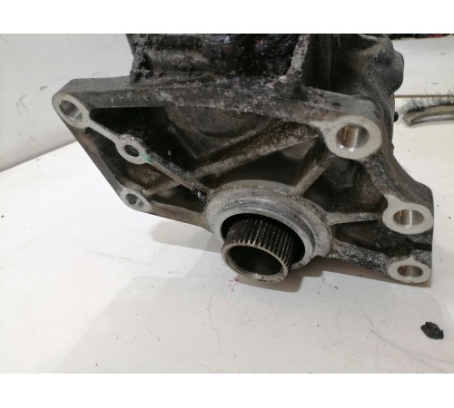 Редуктор передний, раздатка