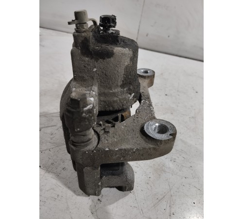 Суппорт передний левый