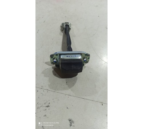 Ограничитель двери(задний левый)