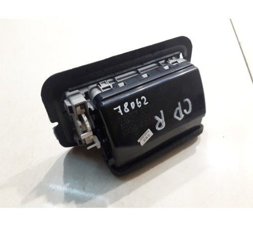 Воздушный дефлектор (средний левый)