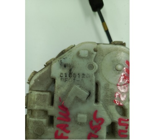 Замок двери передний правый