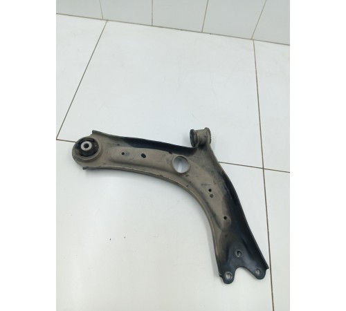 Рычаг подвески передний левый нижний