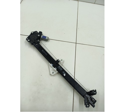 Стеклоподъемник передний правый