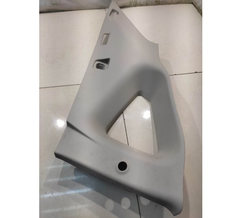 Обшивка багажника (задняя, левая)