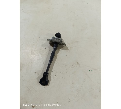 Ограничитель двери задний