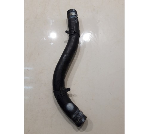 Патрубок системы охлаждения