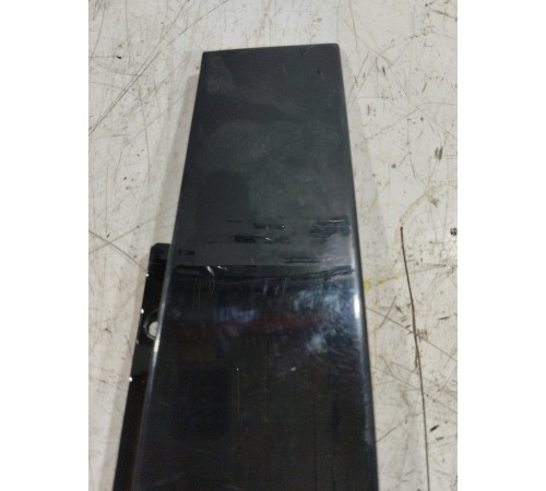 Накладка двери передняя левая