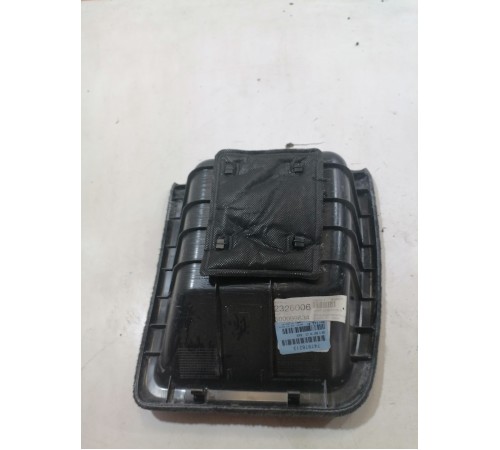 Крышка обшивки багажника правая