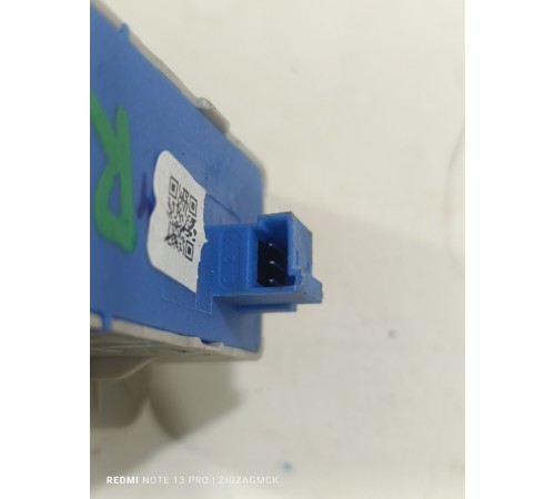 Плафон внутреннего освещения салона задний правый