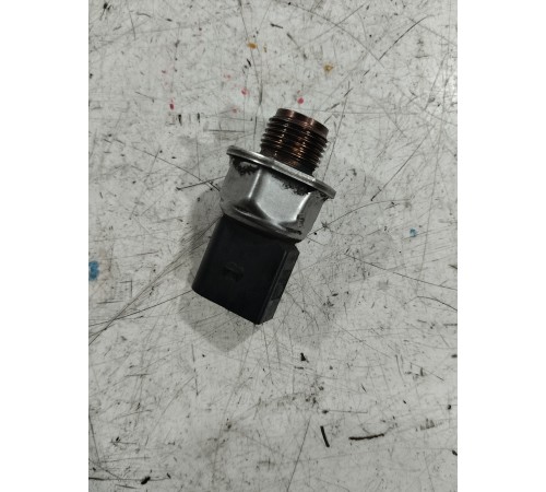 Датчик давления топлива