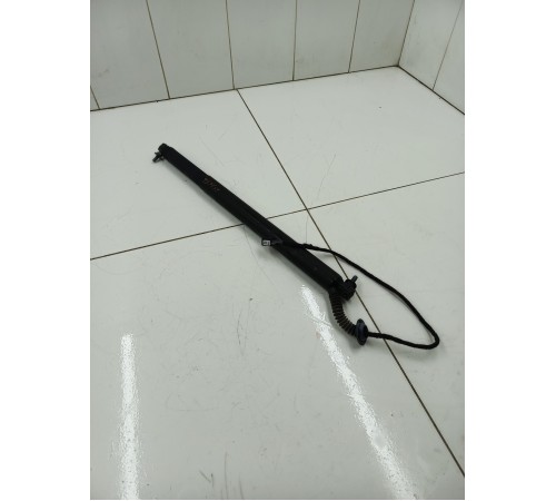 Амортизатор крышки багажника