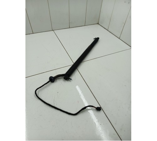 Амортизатор крышки багажника