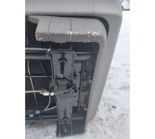 Сиденье (заднее правое)