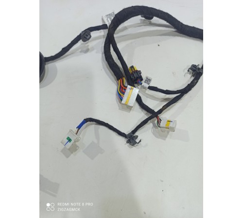 Электропроводка двери передняя левая