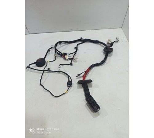 Электропроводка двери передняя левая