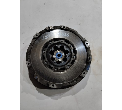 Маховик двигателя