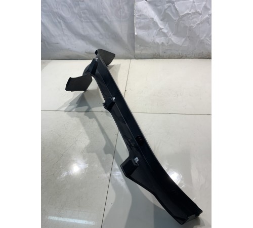 Накладка порога (задняя, левая, внутренняя)