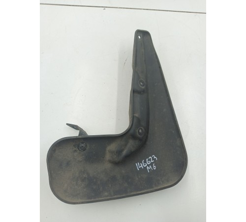 Брызговик задний левый