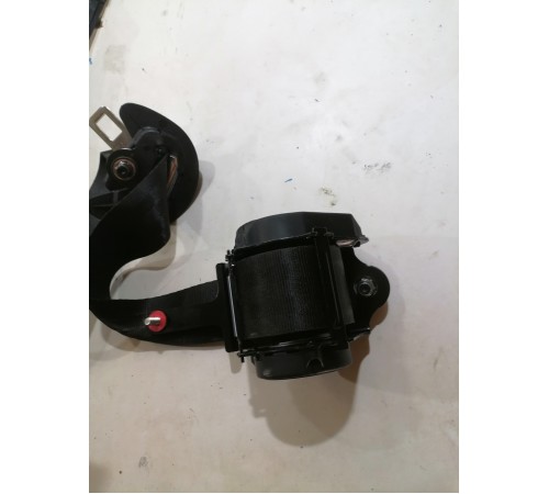 Ремень безопасности передний левый