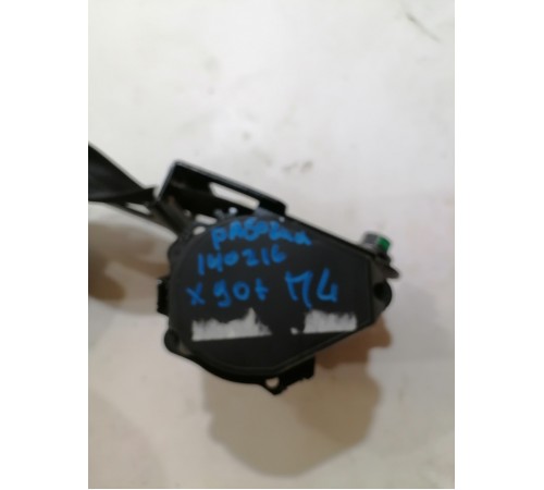 Ремень безопасности передний левый