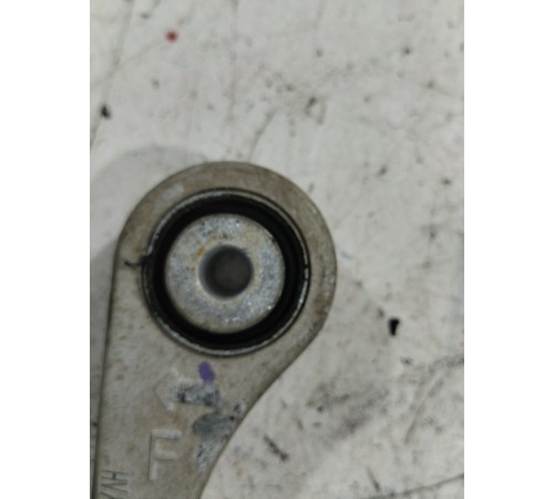 Рычаг подвески(передний правый)