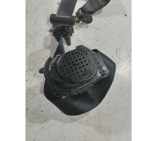 Ремень безопасности задний левый