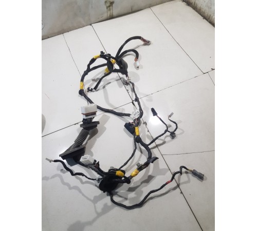 Электропроводка двери передняя правая