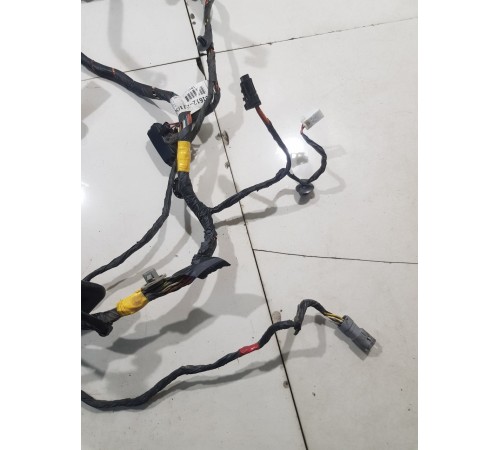 Электропроводка двери передняя правая