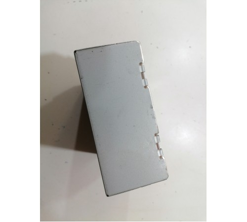 Инвертор , преобразователь напряжения