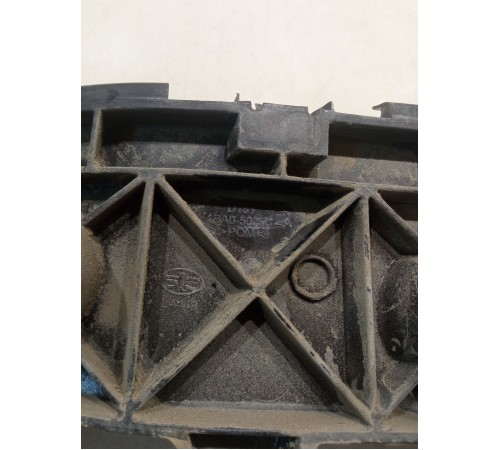 Кронштейн(крепление) заднего бампера правый