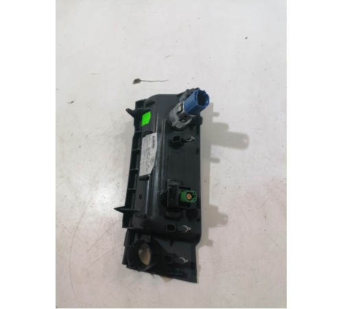 Накладка центральной консоли с прикуривателем