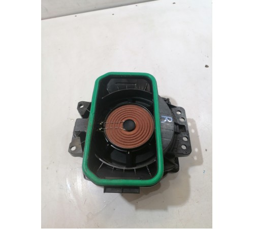 Динамик низкочастотный правый