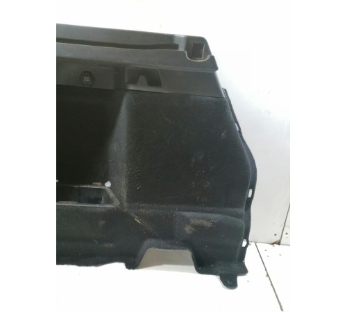 Обшивка багажника левая