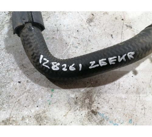 Патрубок системы охлаждения