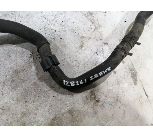 Патрубок системы охлаждения