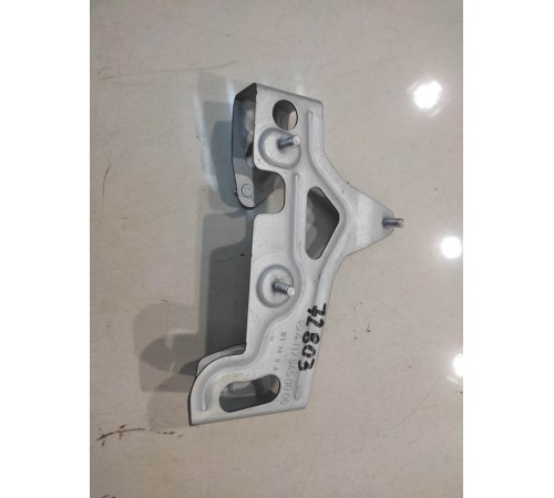 Крепление блока управления бесключевым доступом