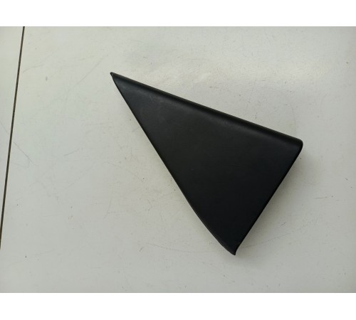 Уголок двери задний левый