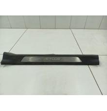 Накладка на порог передняя левая с подсветкой