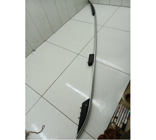 Рейлинг крыши левый