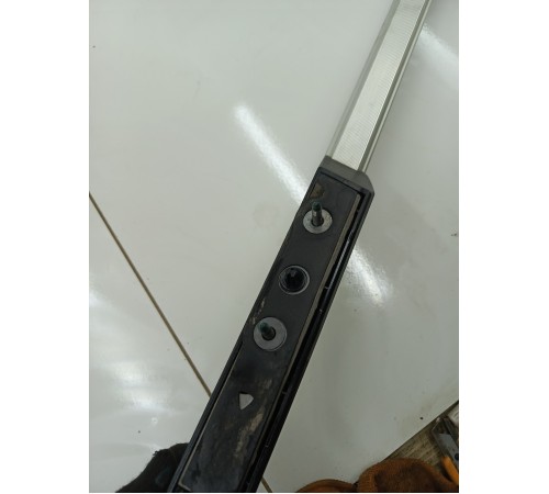 Рейлинг крыши левый