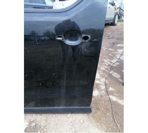 Дверь передняя левая