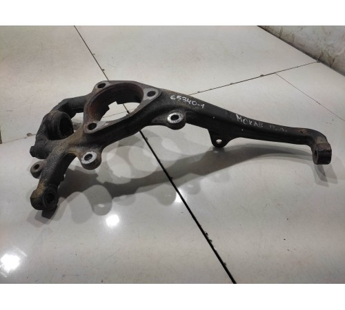 Кулак поворотный (передний левый)