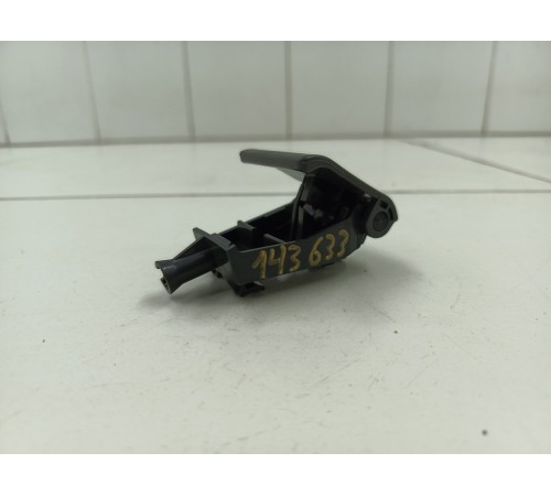 Ручка открывания капота