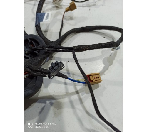 Электропроводка двери (задняя правая)