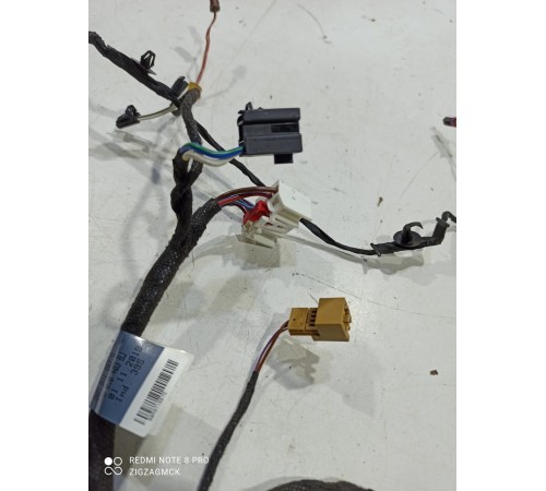 Электропроводка двери (задняя правая)