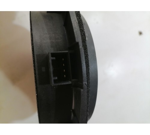 Динамик двери задний