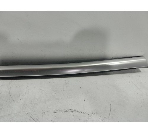 Уплотнитель стекла (задний левый наружный)